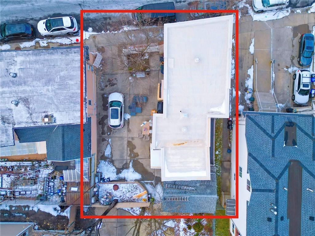 98 Robin Road Arrochar Staten Island NY 10305