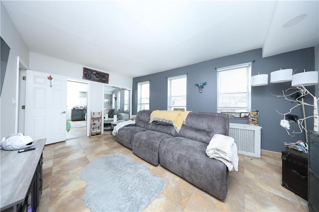 98 Robin Road Arrochar Staten Island NY 10305