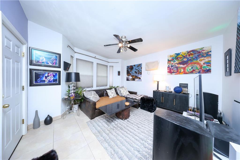 98 Robin Road Arrochar Staten Island NY 10305