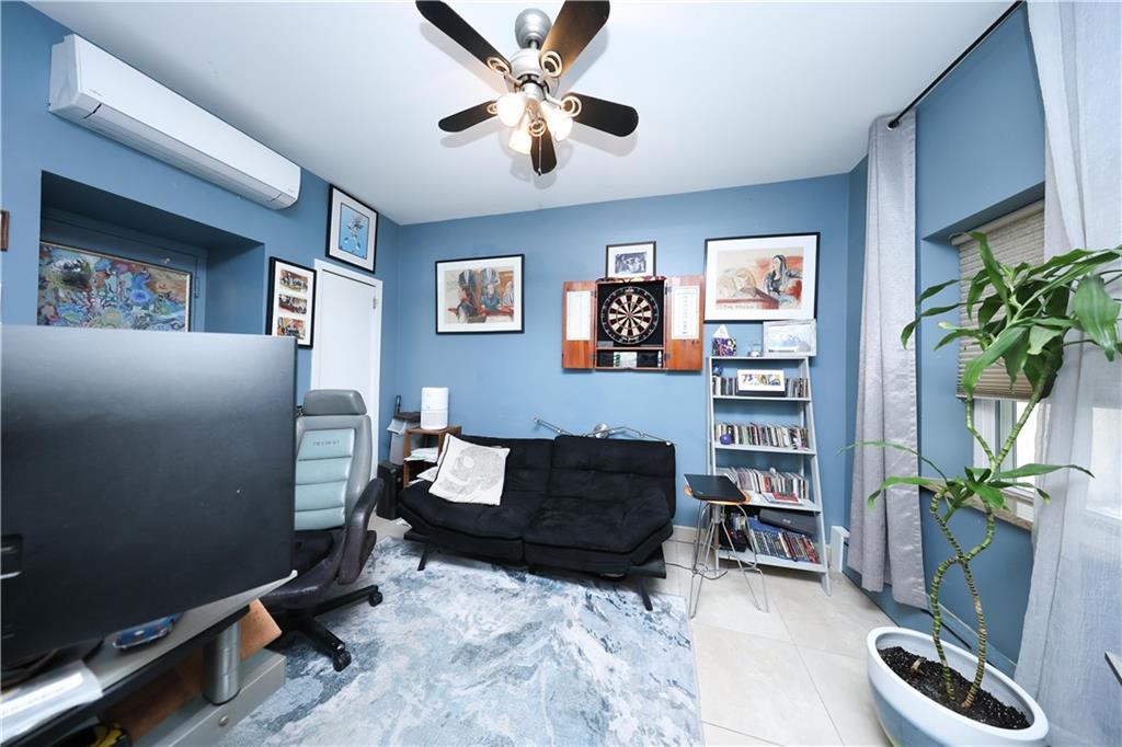 98 Robin Road Arrochar Staten Island NY 10305