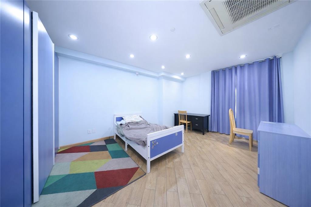 2711 East 26th Street Sheepshead Bay Brooklyn NY 11235