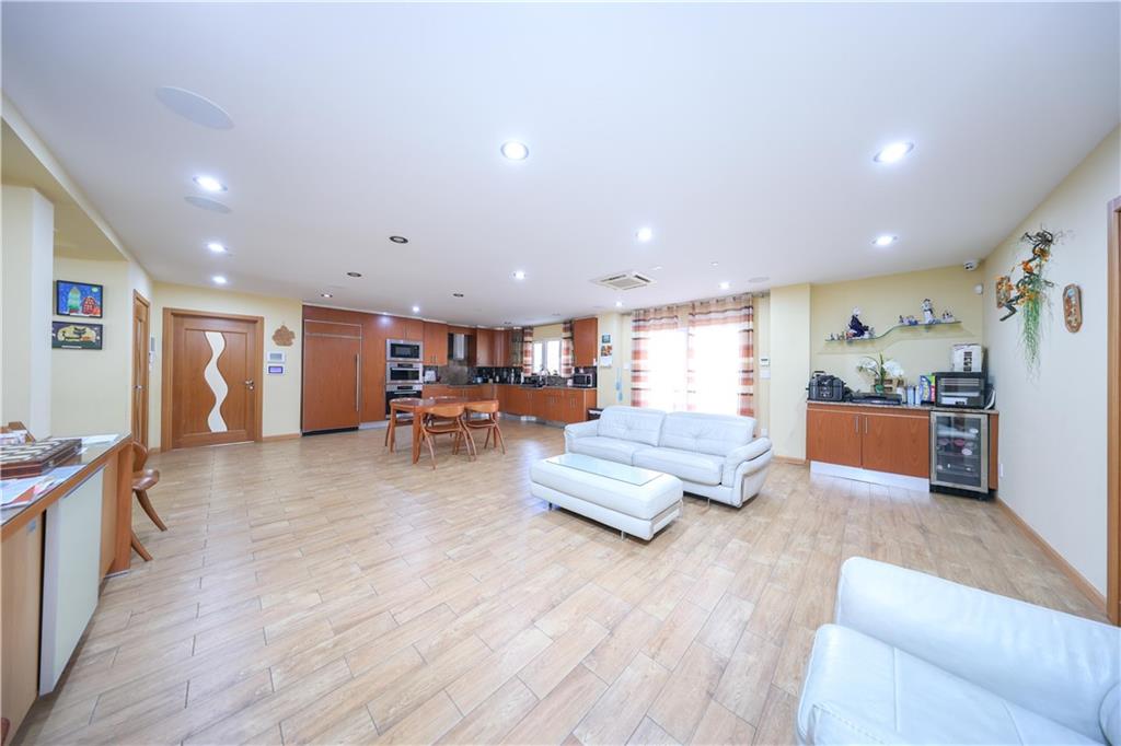 2711 East 26th Street Sheepshead Bay Brooklyn NY 11235