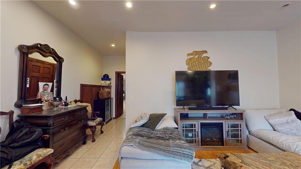 8786 17th Avenue Bensonhurst Brooklyn NY 11214