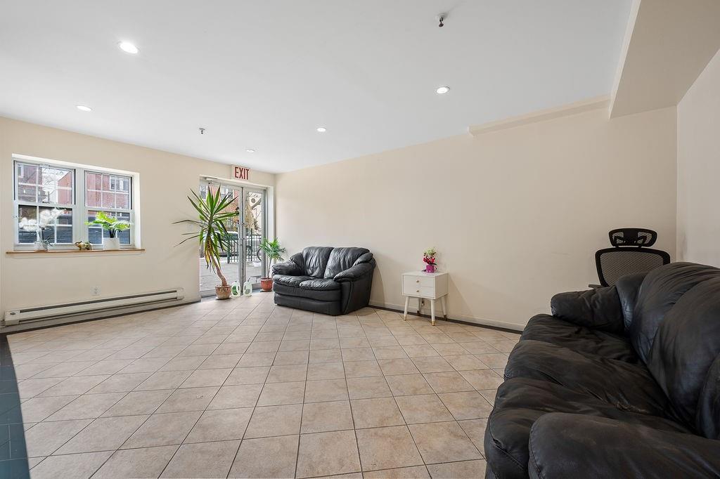 1642 West 9th Street Gravesend Brooklyn NY 11223