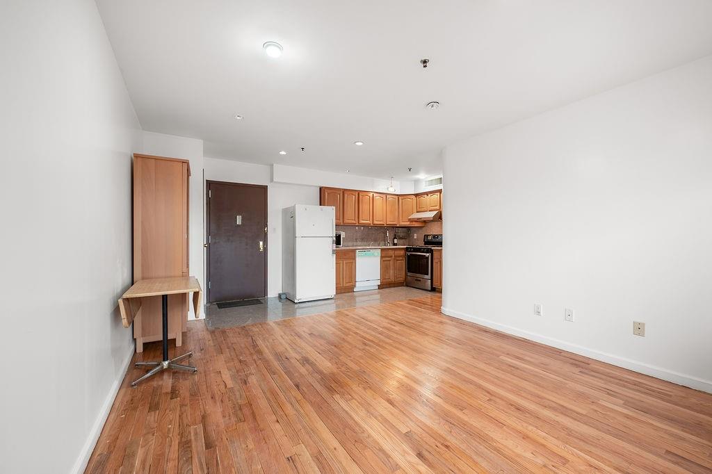 1642 West 9th Street Gravesend Brooklyn NY 11223