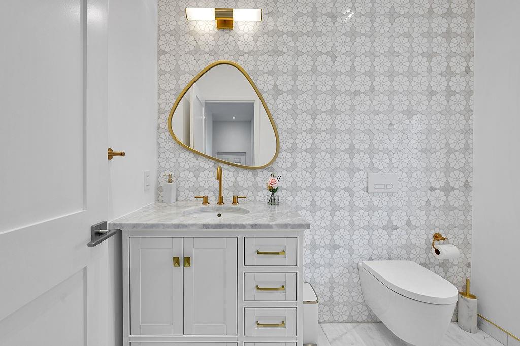 7702 15th Avenue Bensonhurst Brooklyn NY 11228