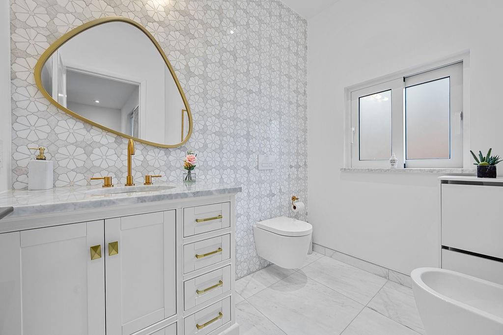 7702 15th Avenue Bensonhurst Brooklyn NY 11228