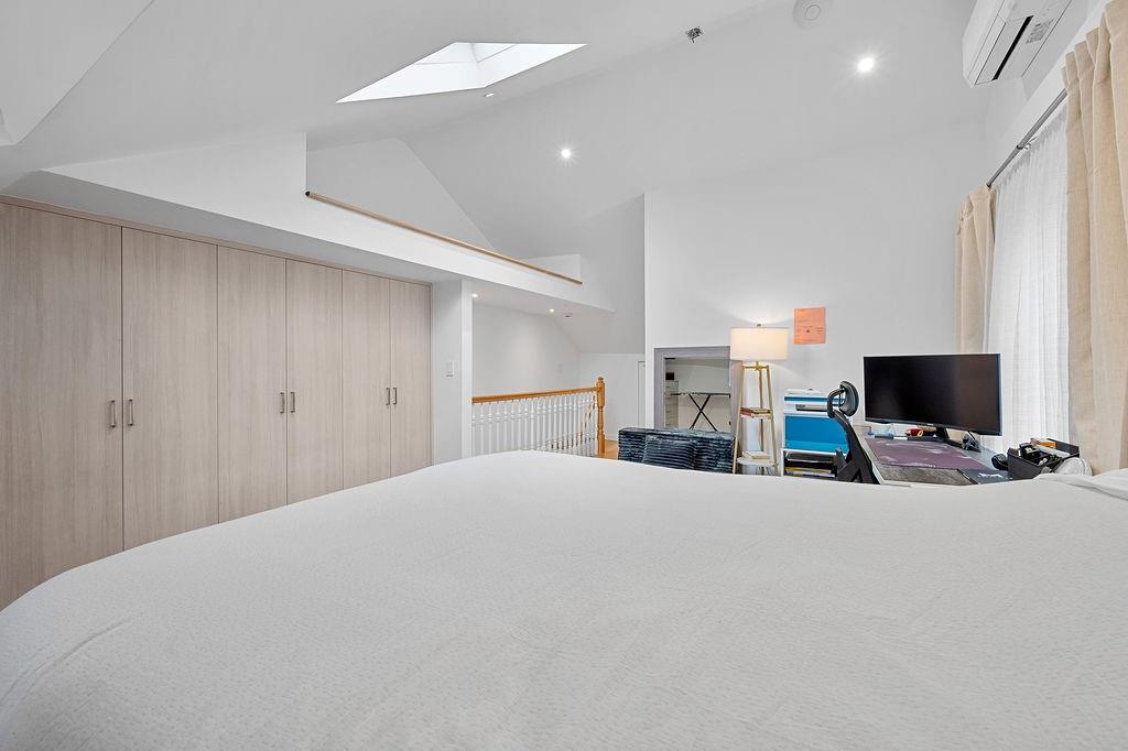 7702 15th Avenue Bensonhurst Brooklyn NY 11228