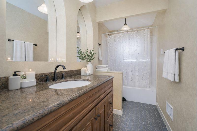 953 Forest Hill Road Willowbrook Staten Island NY 10314