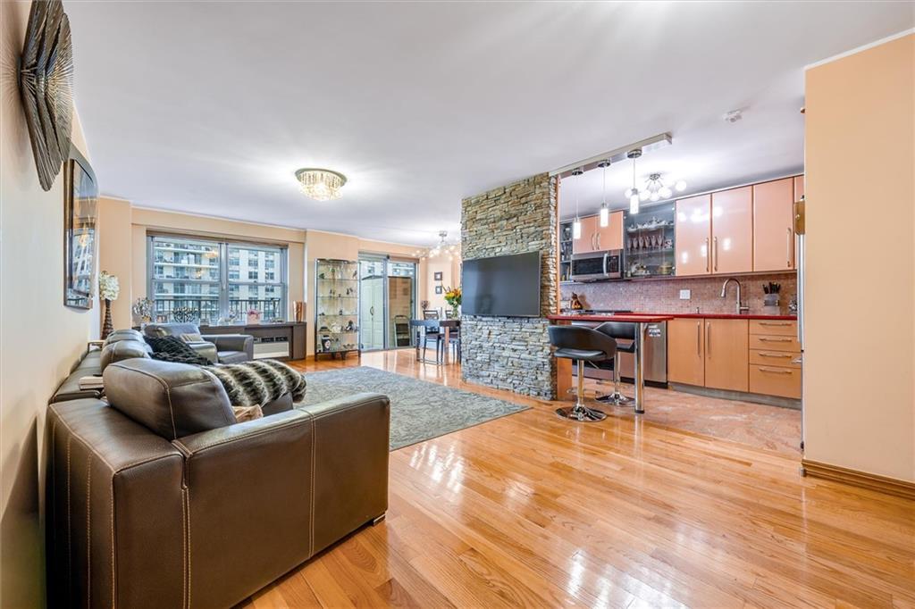 501 Surf Avenue Brighton Beach Brooklyn NY 00000