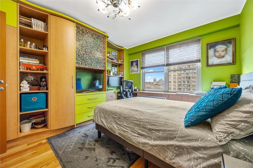 501 Surf Avenue Brighton Beach Brooklyn NY 00000