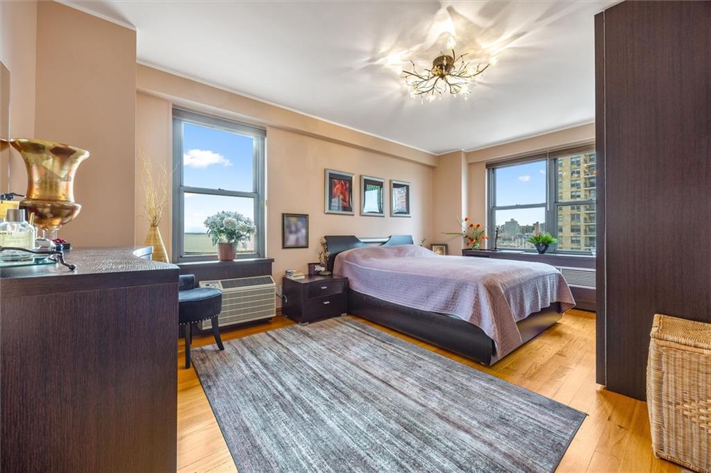 501 Surf Avenue Brighton Beach Brooklyn NY 00000