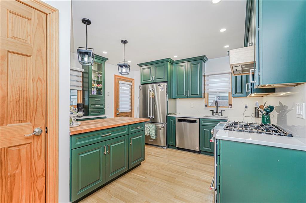 137 Buffalo Street Bay Terrace Staten Island NY 10306