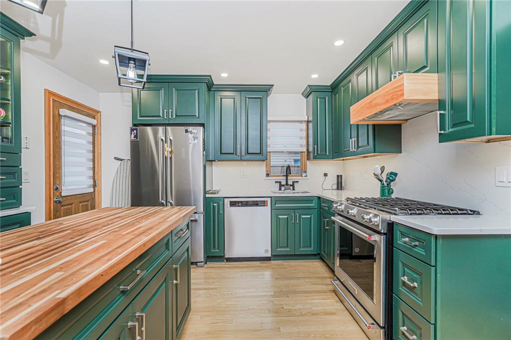 137 Buffalo Street Bay Terrace Staten Island NY 10306