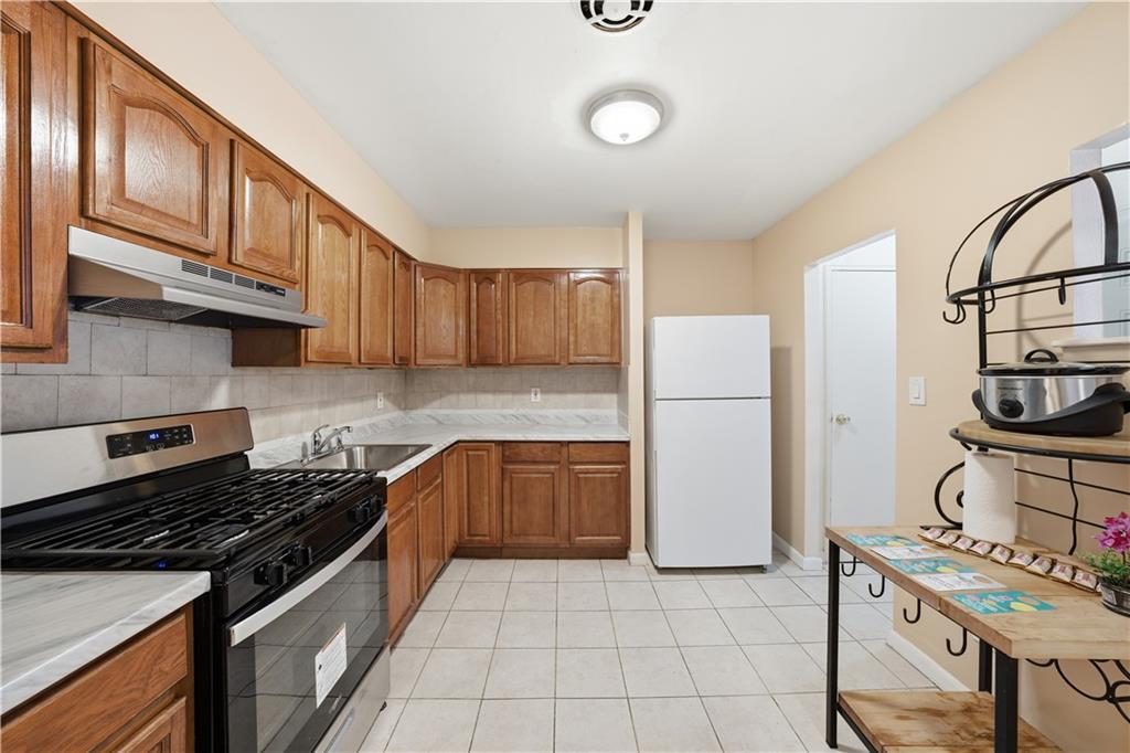 732 East 82nd Street Canarsie Brooklyn NY 11236