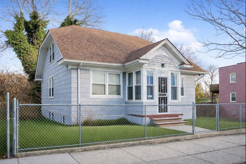 99 Stanley Avenue Tompkinsville Staten Island NY 10301