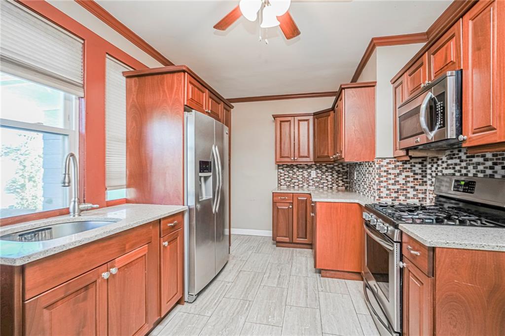 99 Stanley Avenue Tompkinsville Staten Island NY 10301