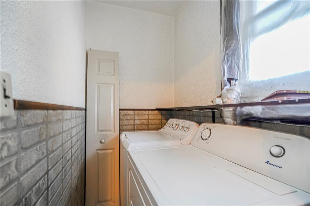 99 Stanley Avenue Tompkinsville Staten Island NY 10301