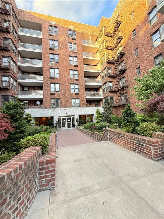 9511 Shore Road Bay Ridge Brooklyn NY 11209