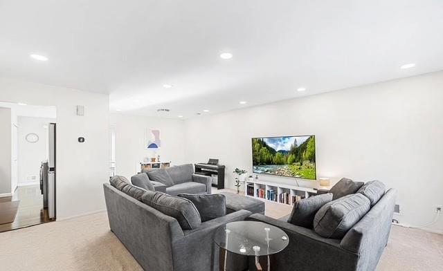 28 Berry Court Rossville Staten Island NY 10309