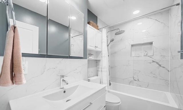 28 Berry Court Rossville Staten Island NY 10309