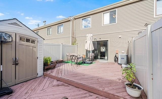 28 Berry Court Rossville Staten Island NY 10309