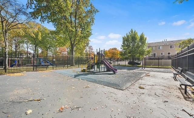 28 Berry Court Rossville Staten Island NY 10309