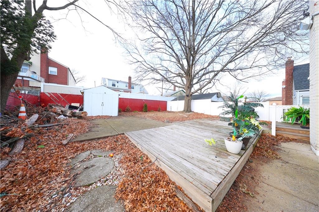 138 Ormonde Boulevard Out of NYC Valley Stream NY 11580