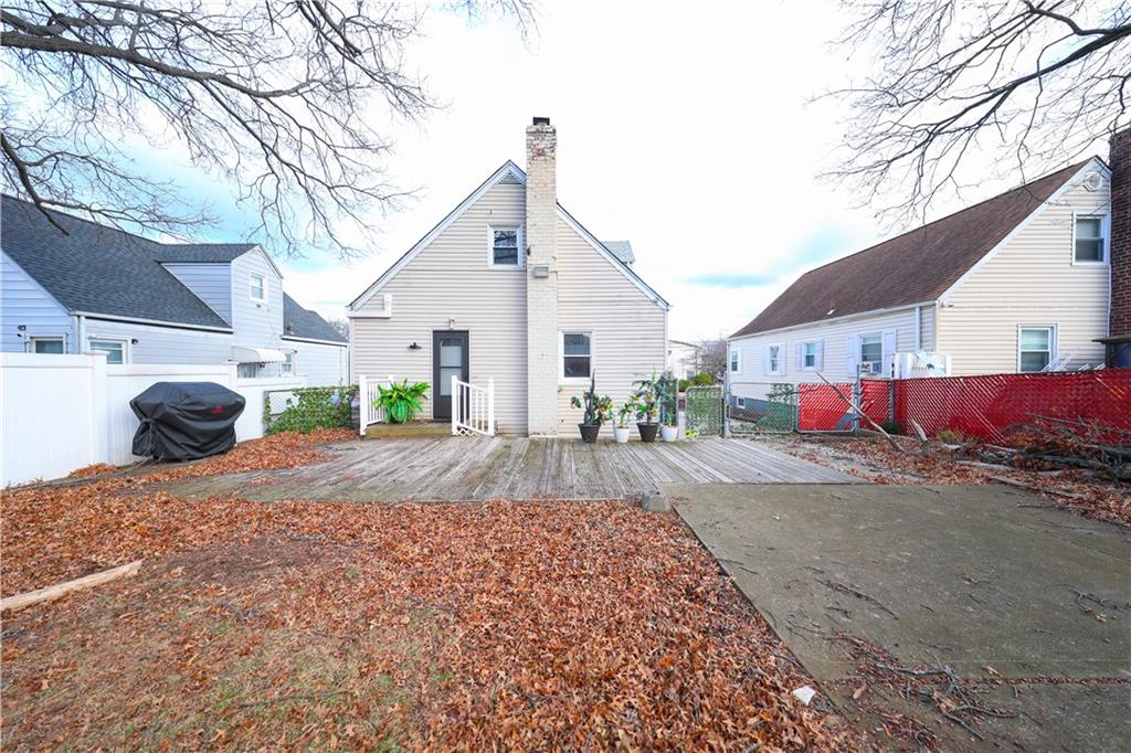 138 Ormonde Boulevard Out of NYC Valley Stream NY 11580