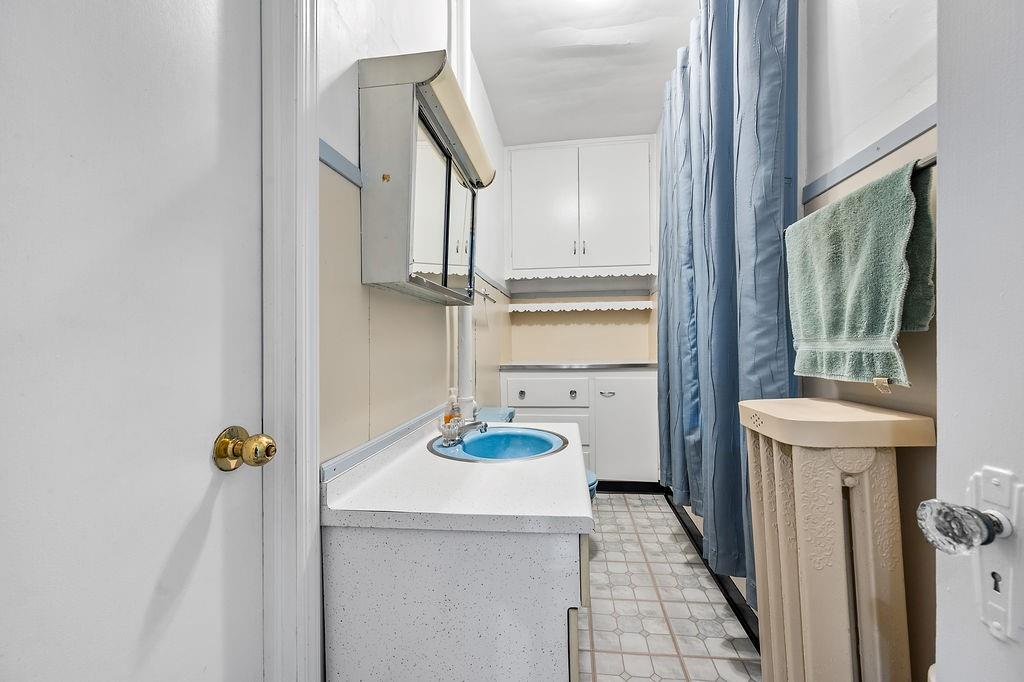 5272 Arthur Kill Road Tottenville Staten Island NY 10307