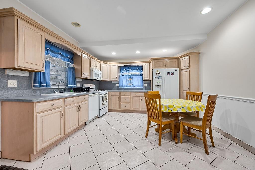 5272 Arthur Kill Road Tottenville Staten Island NY 10307