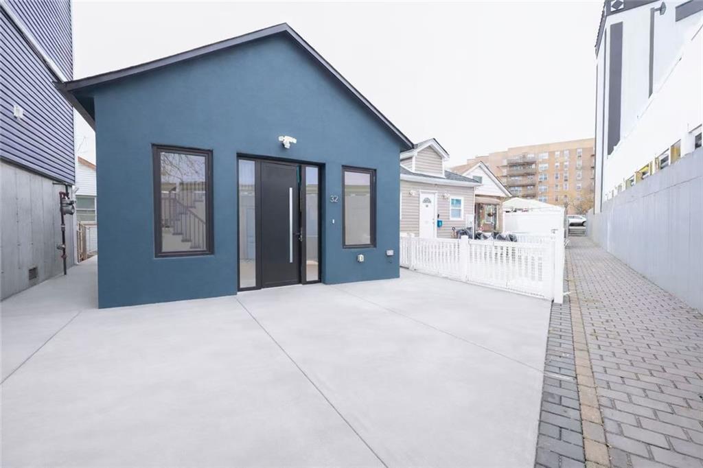 32 Lincoln Terrace Sheepshead Bay Brooklyn NY 11235