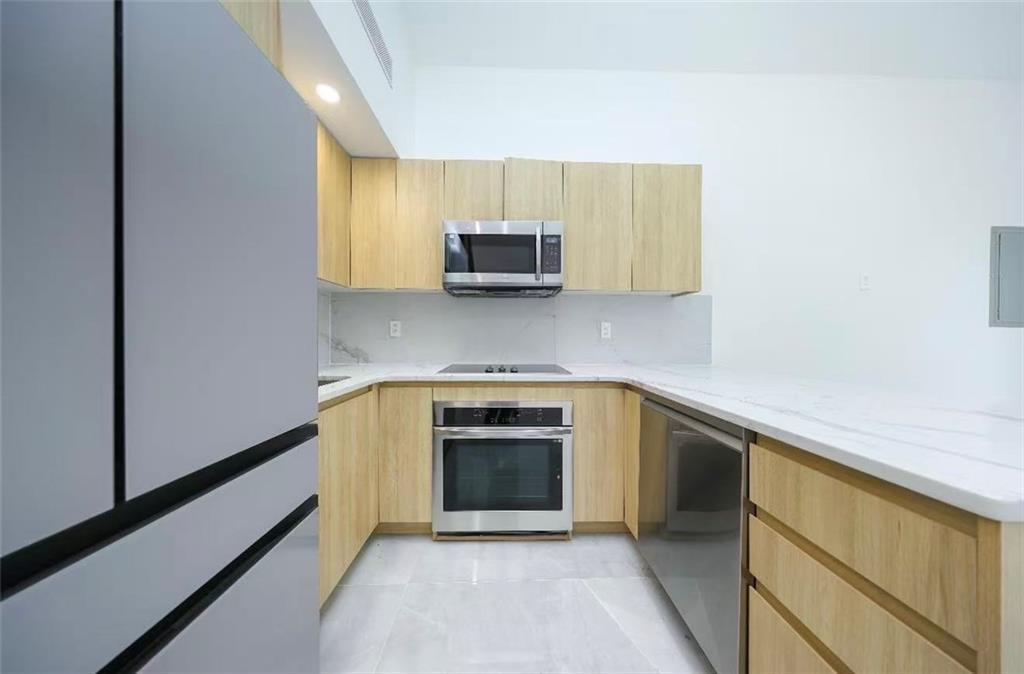 32 Lincoln Terrace Sheepshead Bay Brooklyn NY 11235