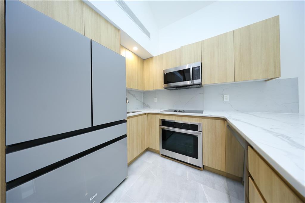 32 Lincoln Terrace Sheepshead Bay Brooklyn NY 11235