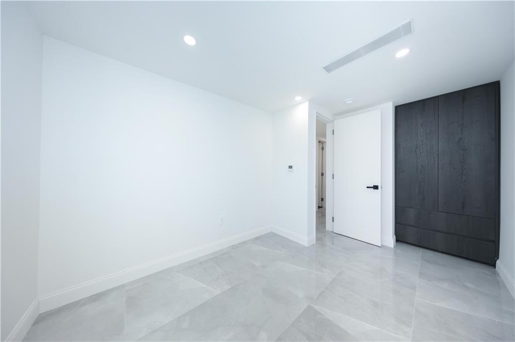 32 Lincoln Terrace Sheepshead Bay Brooklyn NY 11235