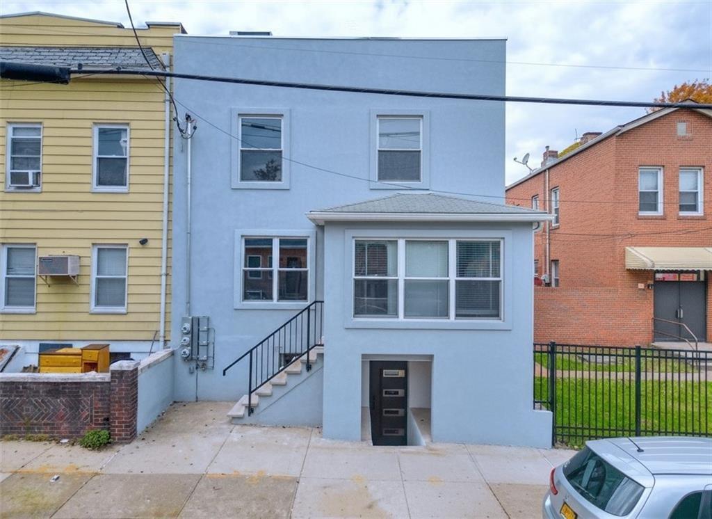 189 Saint Marys Avenue Rosebank Staten Island NY 10305