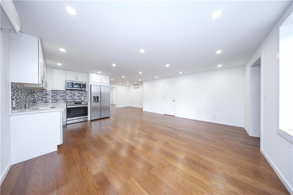 189 Saint Marys Avenue Rosebank Staten Island NY 10305