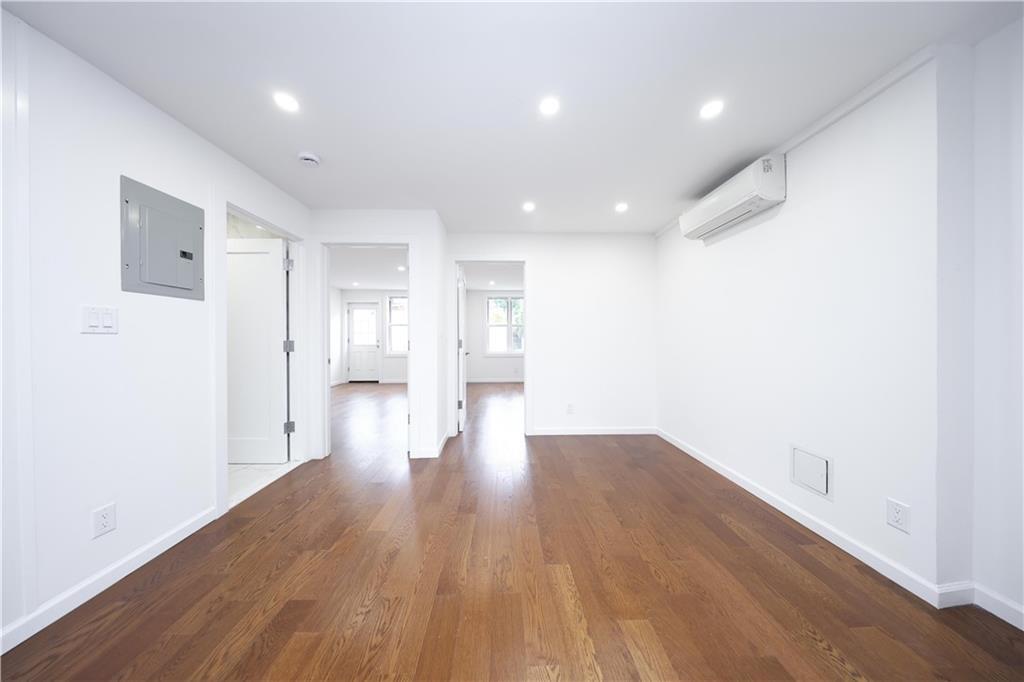 189 Saint Marys Avenue Rosebank Staten Island NY 10305