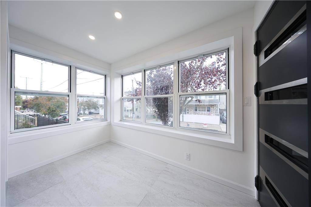 189 Saint Marys Avenue Rosebank Staten Island NY 10305