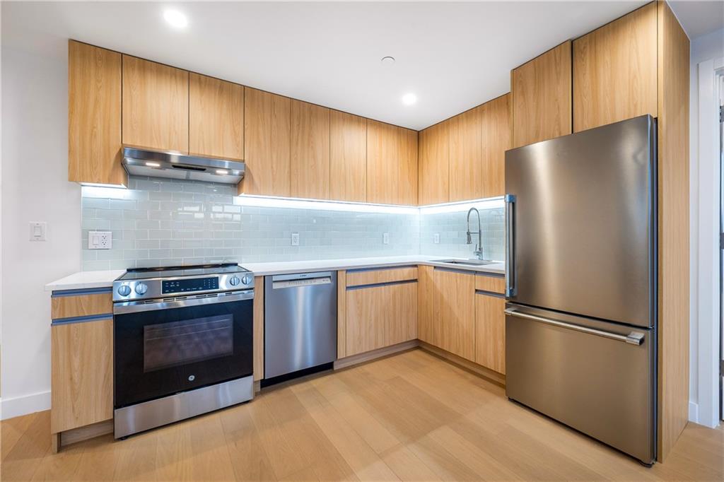 150-02 Northern Boulevard Murray Hill Flushing NY 11354