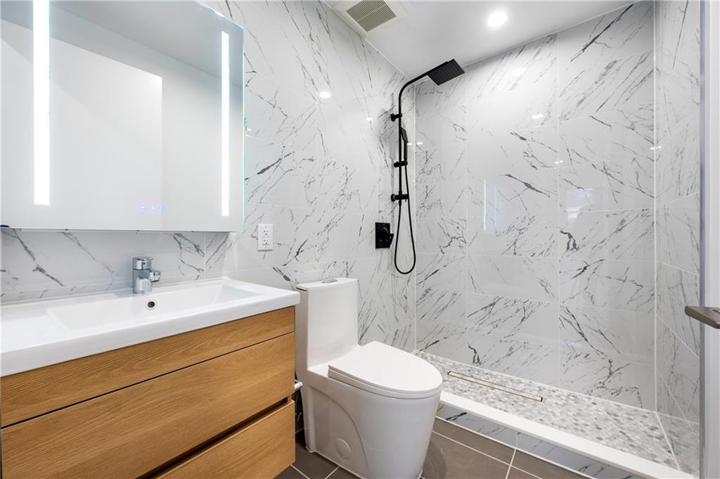 150-02 Northern Boulevard Murray Hill Flushing NY 11354