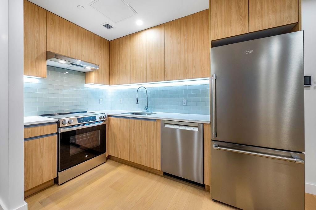 150-02 Northern Boulevard Murray Hill Brooklyn NY 11354