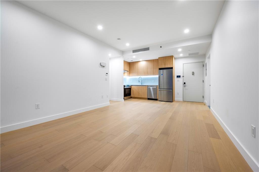 150-02 Northern Boulevard Murray Hill Flushing NY 11354