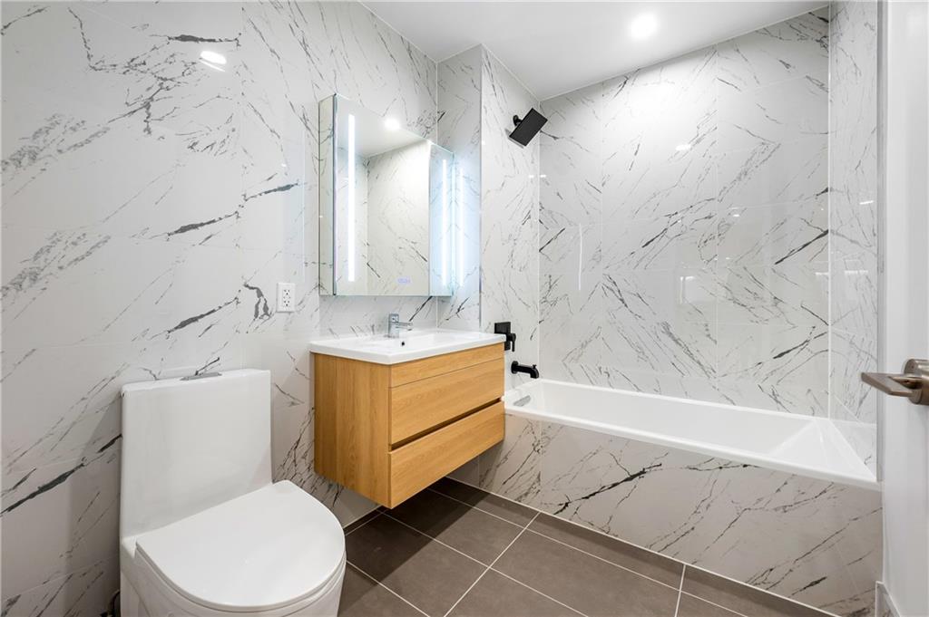 150-02 Northern Boulevard Murray Hill Flushing NY 11354