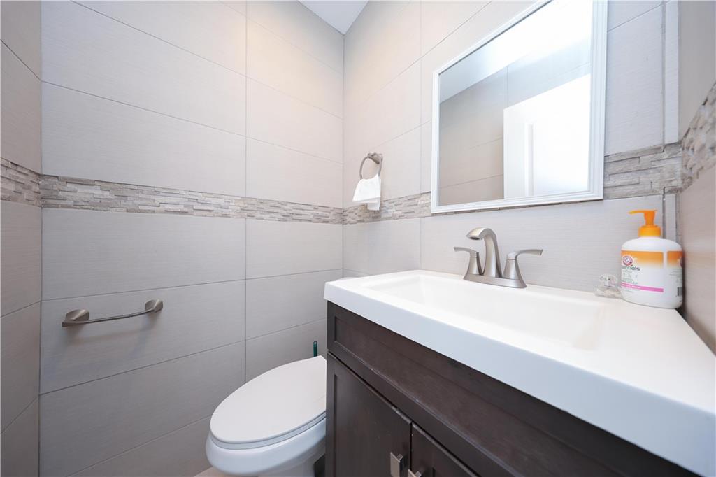 26 Gardenia Lane New Springville Staten Island NY 10314