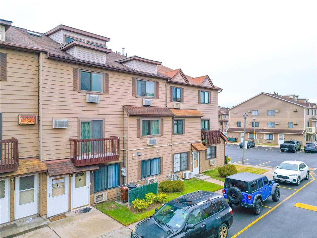 26 Gardenia Lane New Springville Staten Island NY 10314