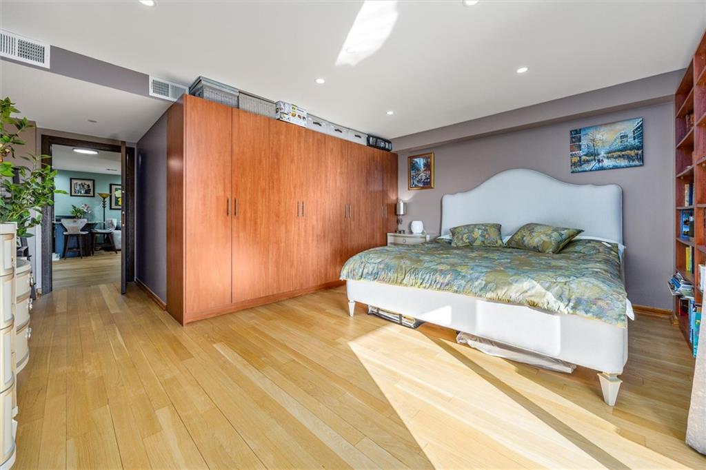 3015 BRIGHTON 6 Street Brighton Beach Brooklyn NY 11235