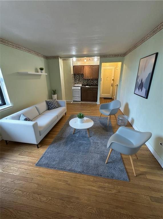 2821 Kings Highway Midwood Brooklyn NY 11229