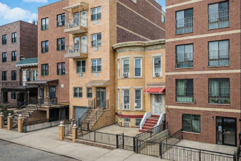 945 55th Street Sunset Park Brooklyn NY 11219