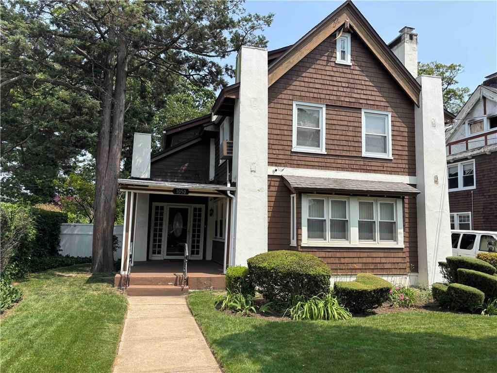 1050 Dickens Street Bayswater Far Rockaway NY 11691